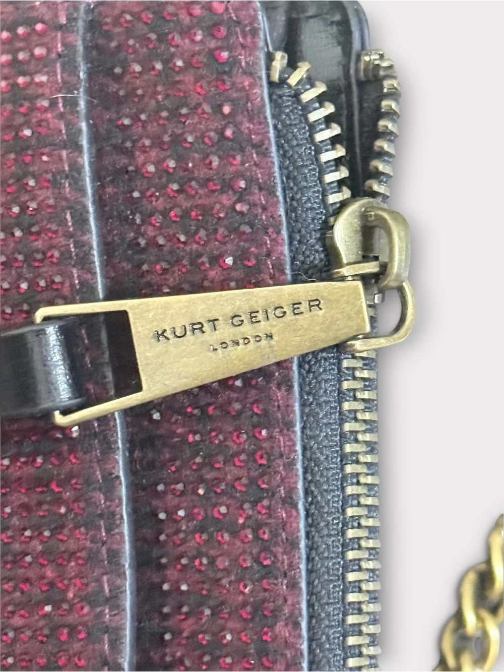 Kurt Geiger compact crystal